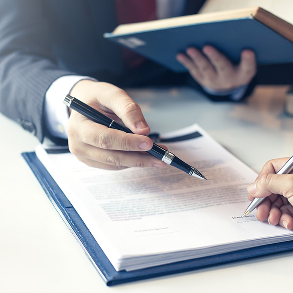 GettyImages-1272631388-6x6